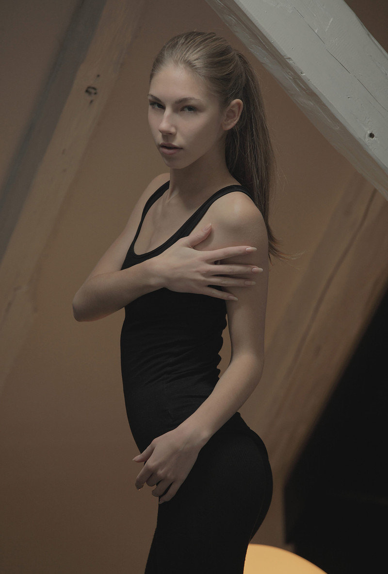 Лилия, 40